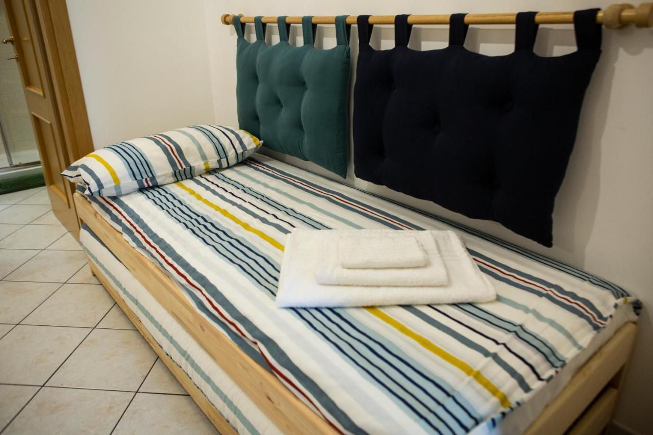 Bnb Al Centro E Meglio, Napoli Apartamento Exterior foto