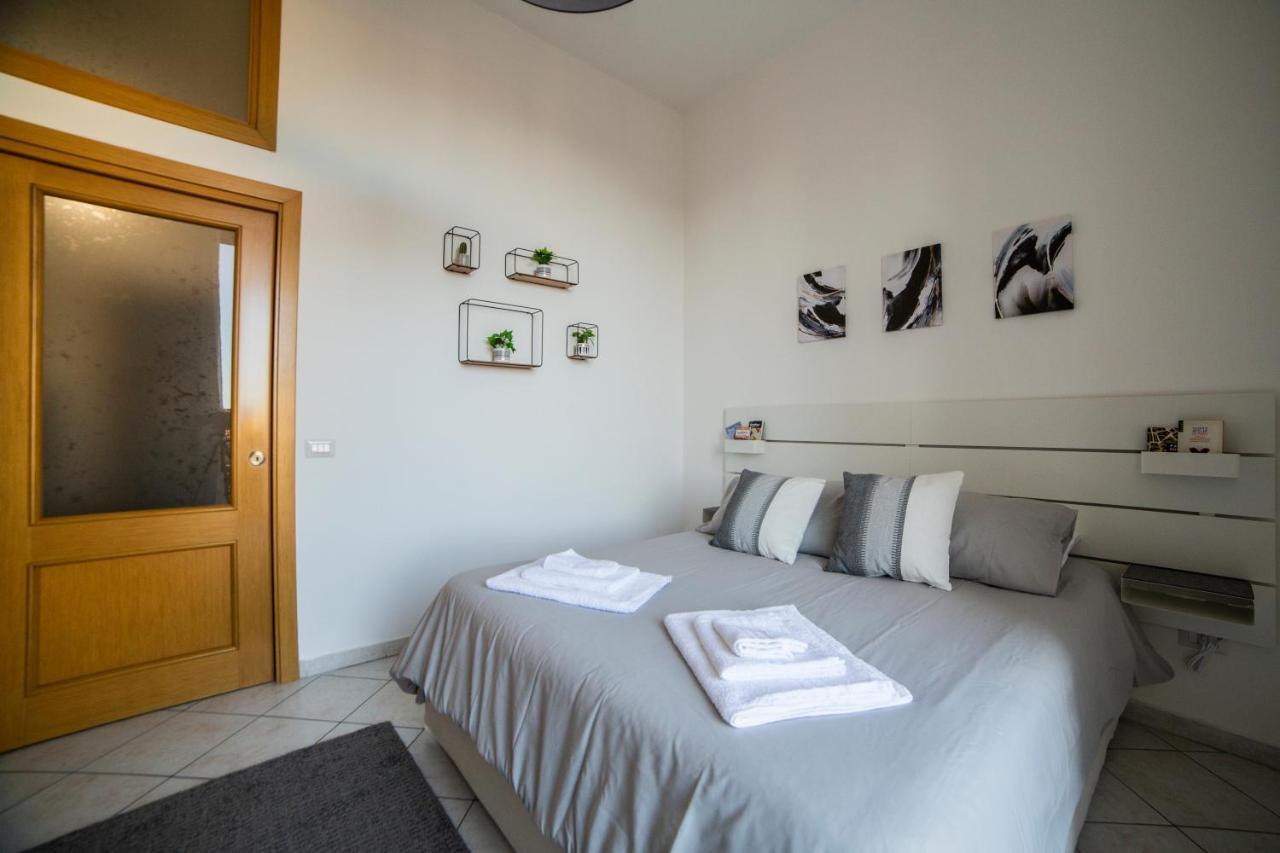 Bnb Al Centro E Meglio, Napoli Apartamento Exterior foto