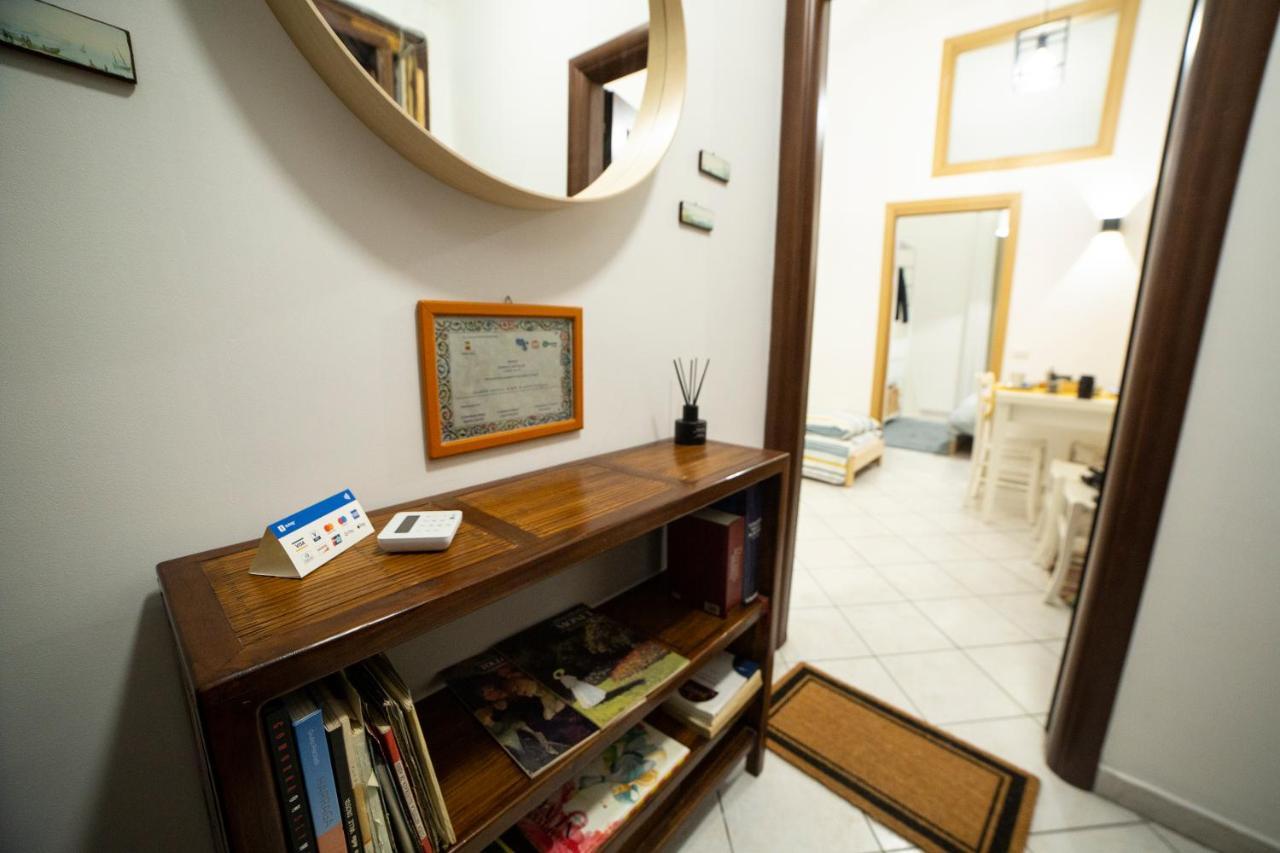 Bnb Al Centro E Meglio, Napoli Apartamento Exterior foto